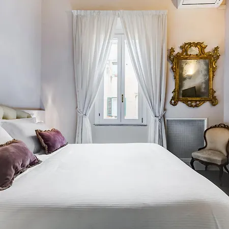 New Barberini Area Апартаменты Рим